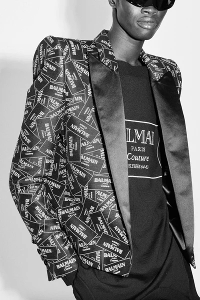 Look 2